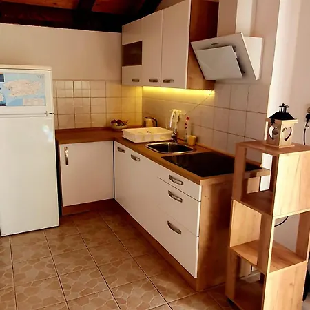 Apartament Selleng Vis